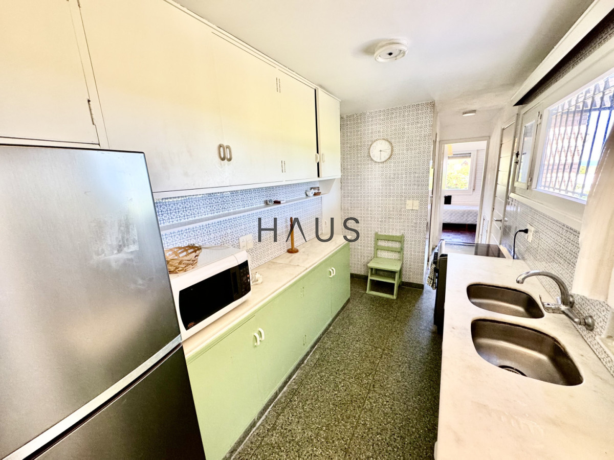 Casa ID.594 - Excelente ubicacion a 100 metros de la playa con vista al mar