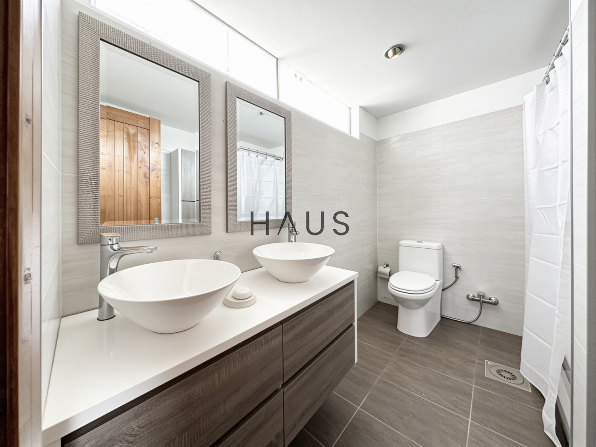 Casa ID.963 - Gran casa a 2 cuadras del mar 