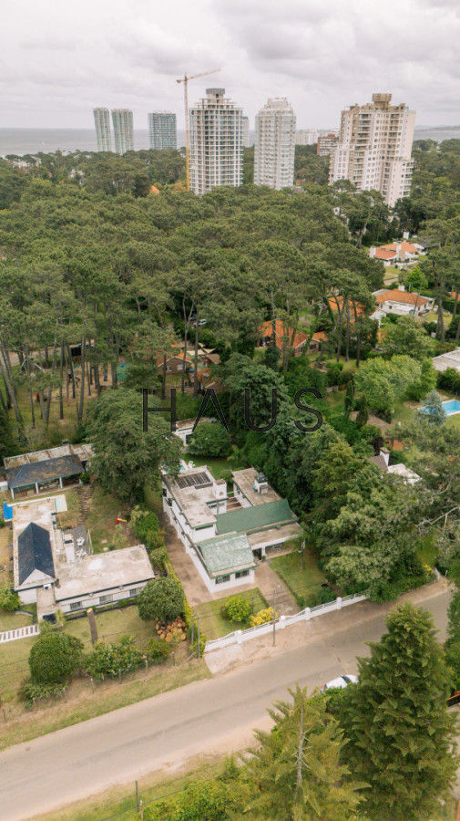 Casa ID.593 - Amplia casa en alquiler en zona Cantegril