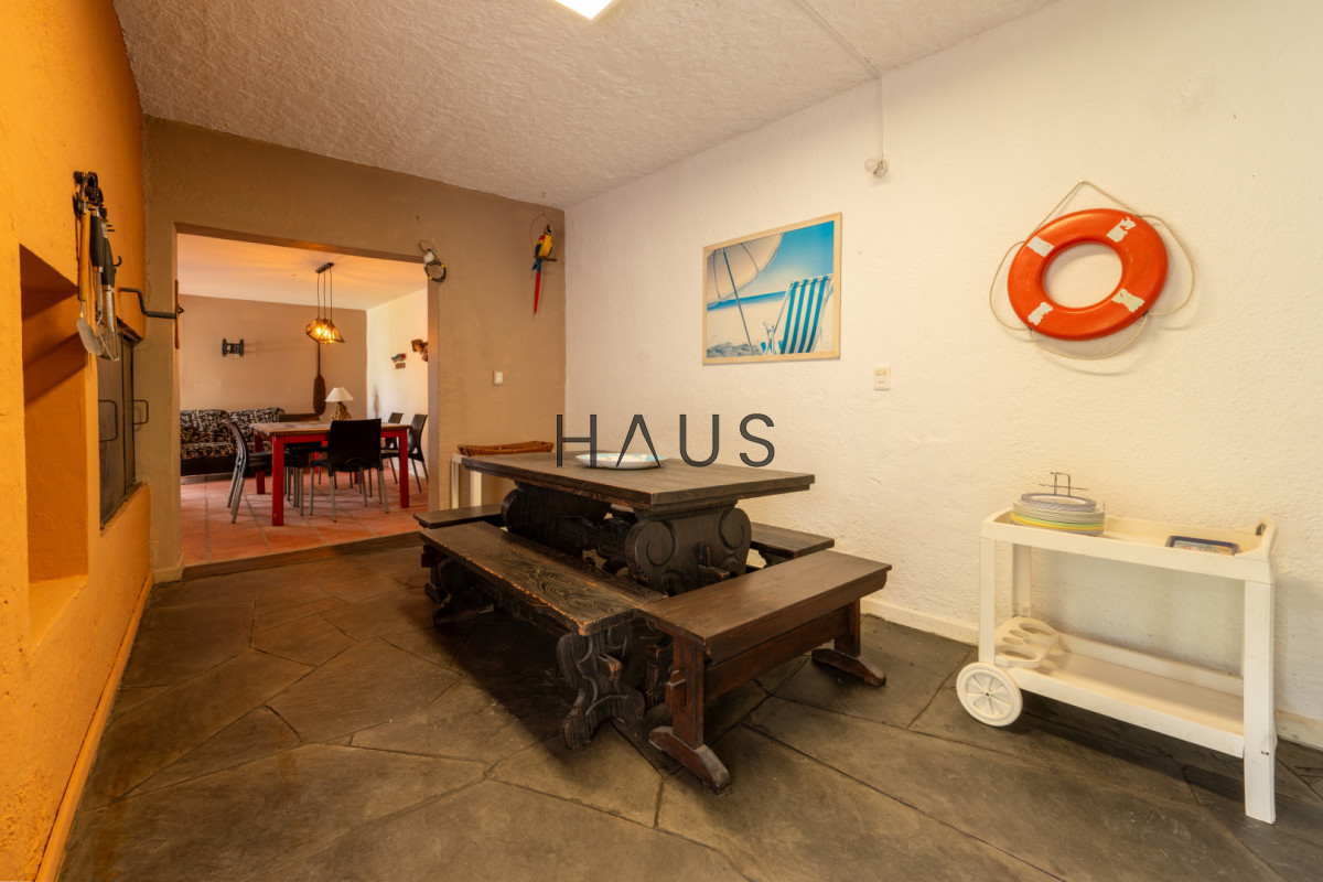 Casa ID.593 - Amplia casa en alquiler en zona Cantegril