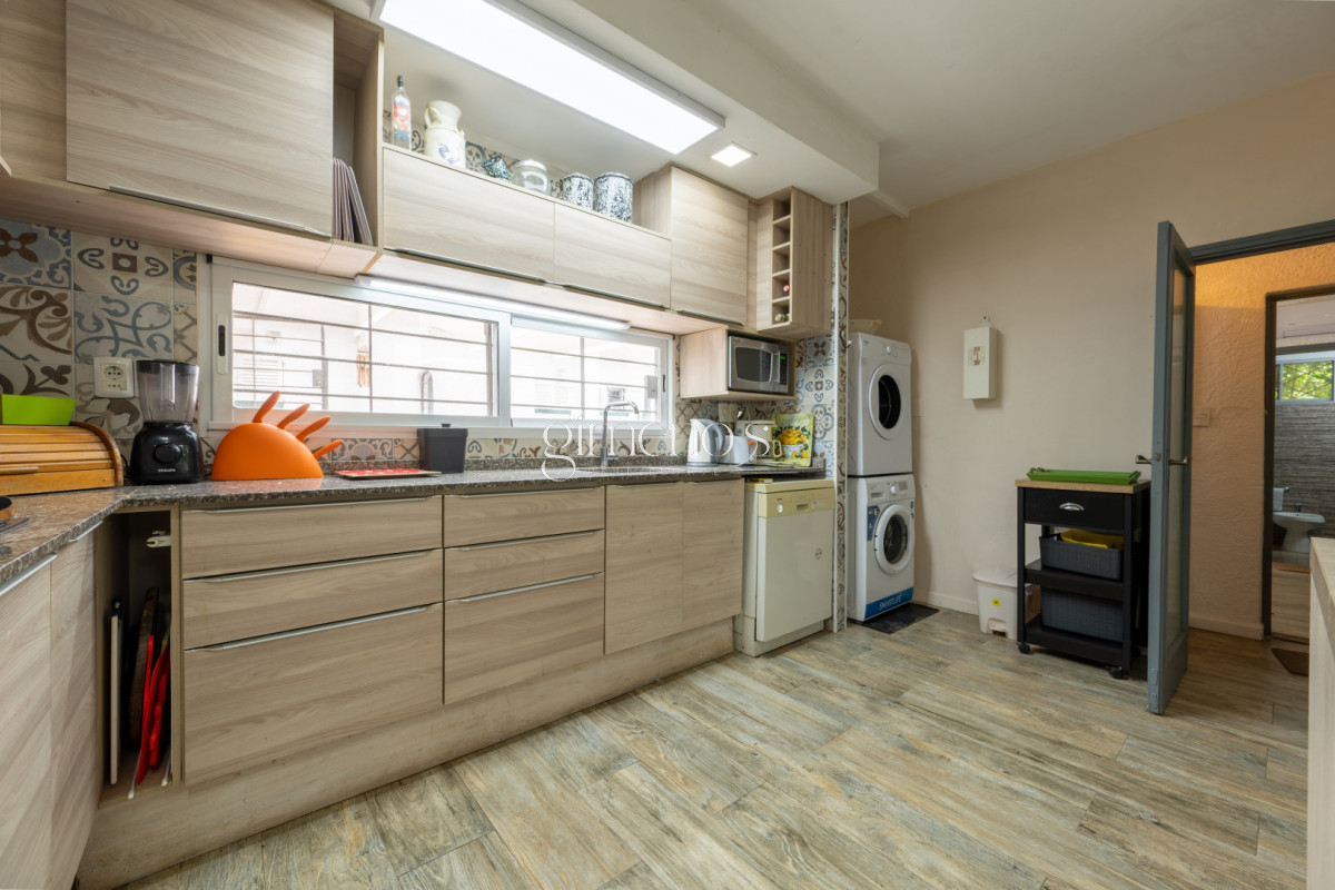 Casa ID.354 - Alquiler de Casa 4 Dormitorios en zona Cantegril - Punta del Este 