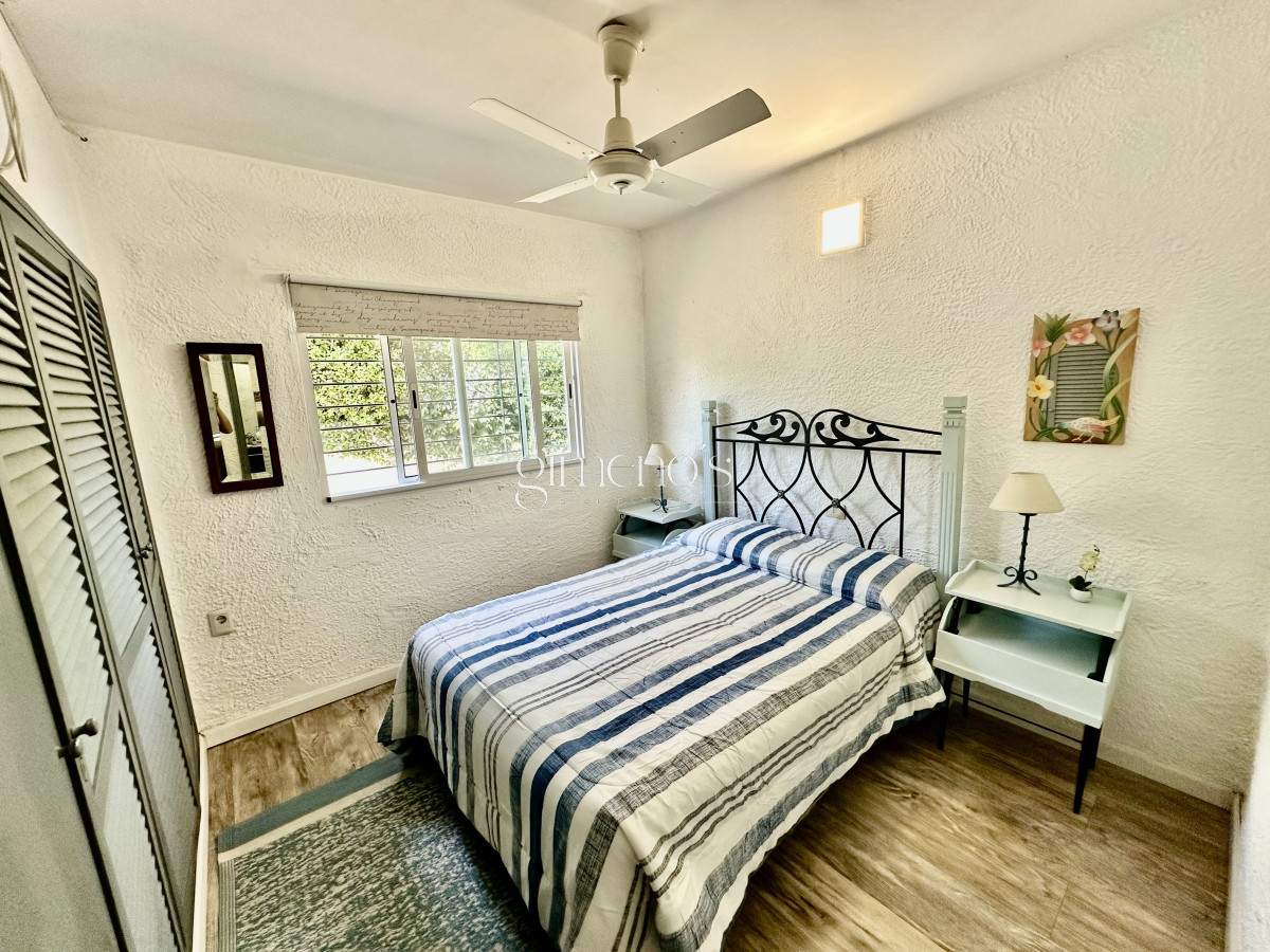 Casa ID.354 - Alquiler de Casa 4 Dormitorios en zona Cantegril - Punta del Este 