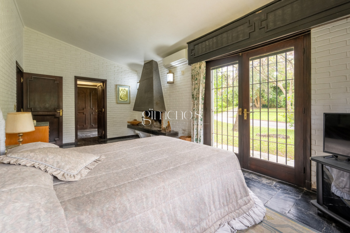 Casa ID.325 - Chalet tradicional en excelente ubicación, ideal para vivir todo el año