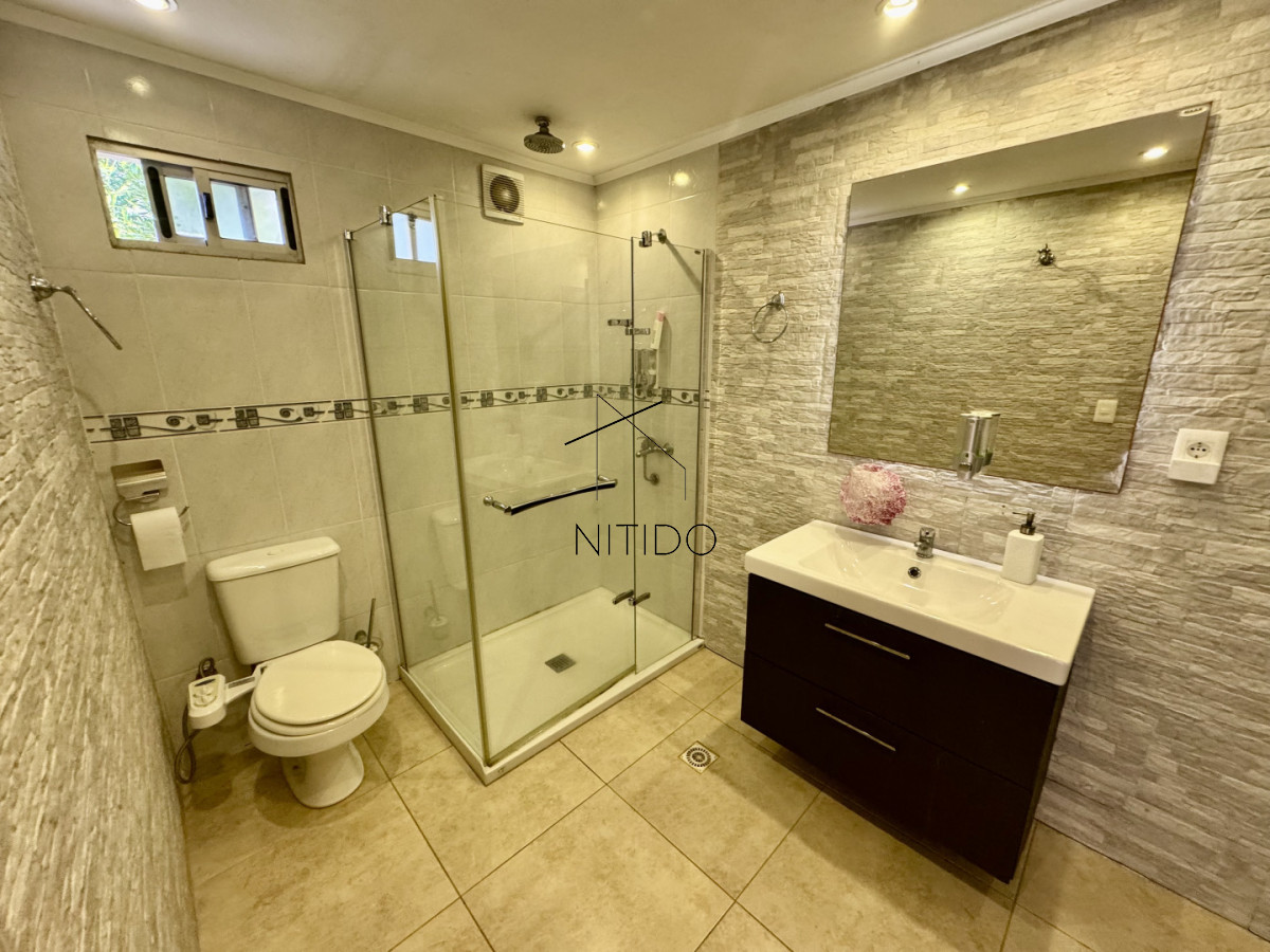 Casa ID.595 - Casa en venta playa mansa Punta del Este