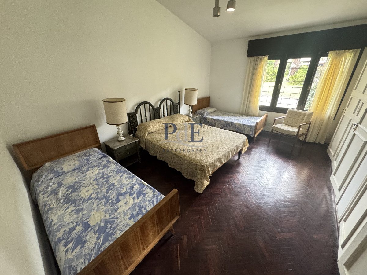Chalet tradicional de 3 dorm en excelente ubicación, ideal para vivir todo el año. - Imagen 15