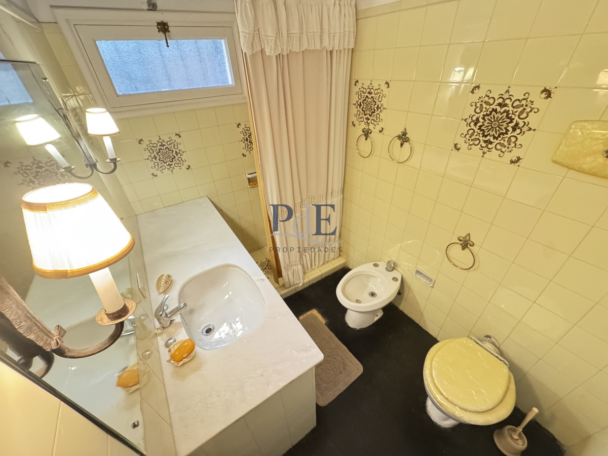 Chalet tradicional de 3 dorm en excelente ubicación, ideal para vivir todo el año. - Imagen 17