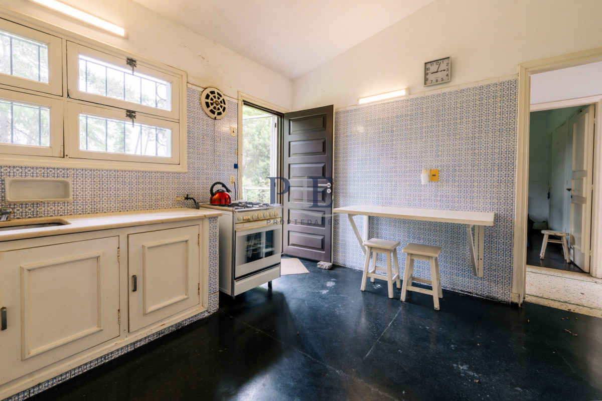 Chalet tradicional de 3 dorm en excelente ubicación, ideal para vivir todo el año. - Imagen 12