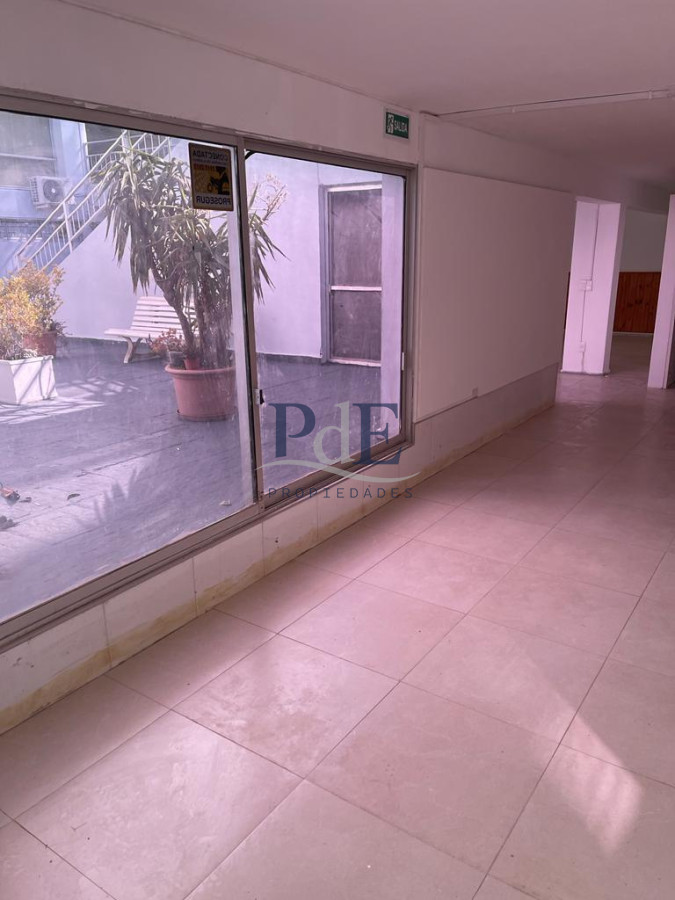 Local Comercial en Alquiler | Excelente ubicación en Av. Roosevelt. - Imagen 11
