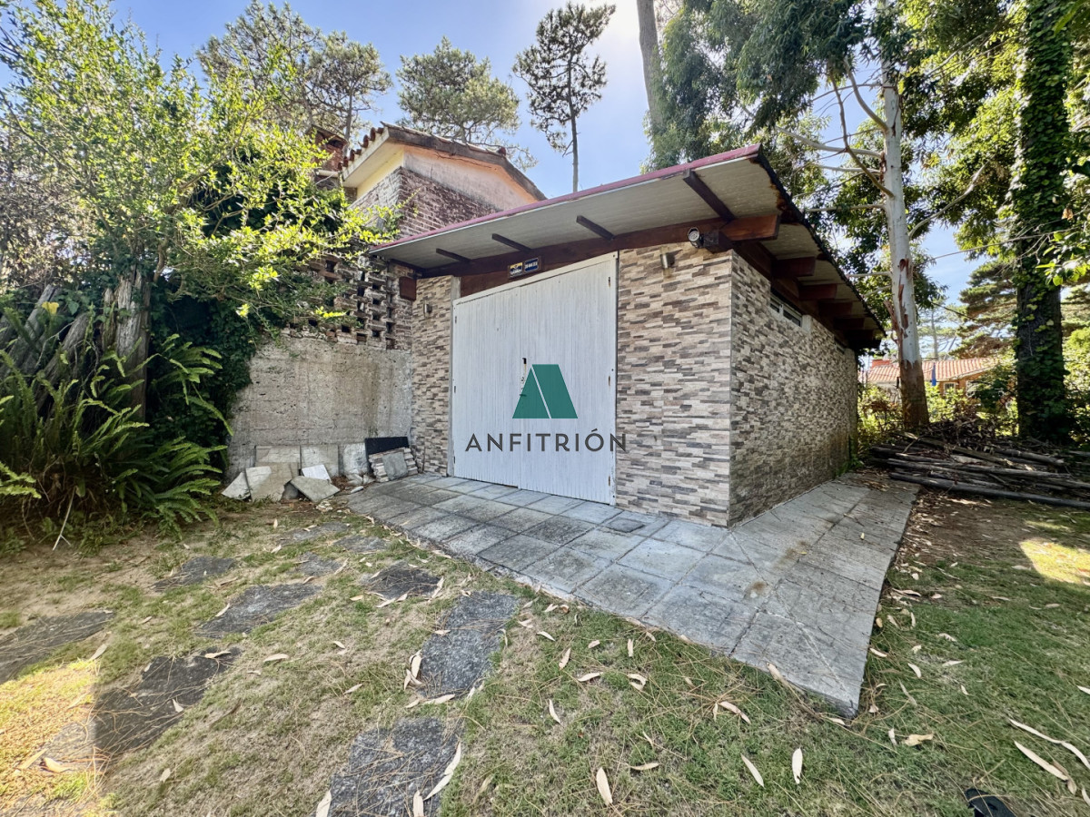 Casa ID.57 - Casa en venta playa mansa Punta del Este