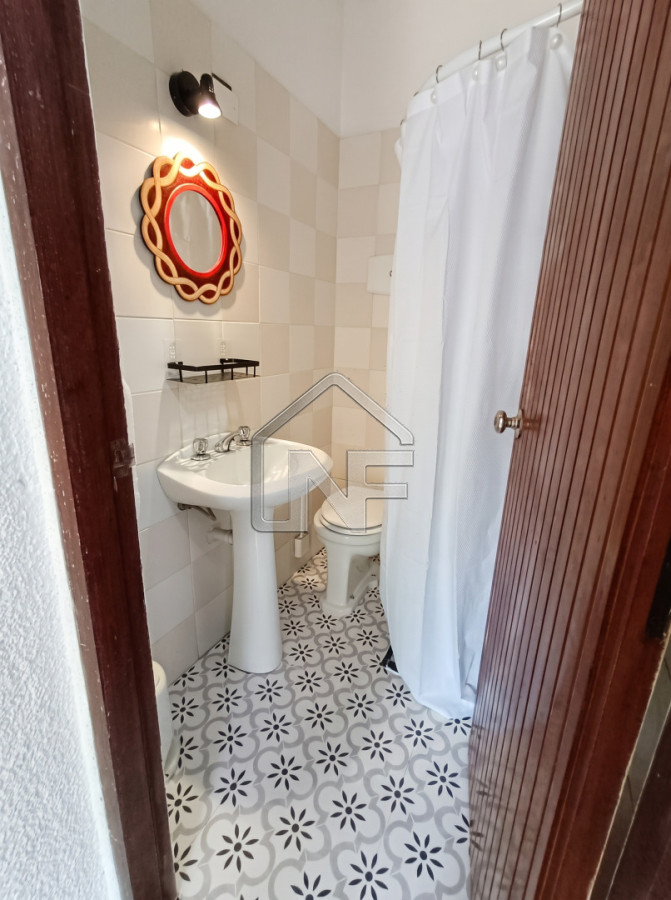 Casa ID.228 - Casa de 3 dormitorios + dependencia a 200 metros del mar en playa Mansa