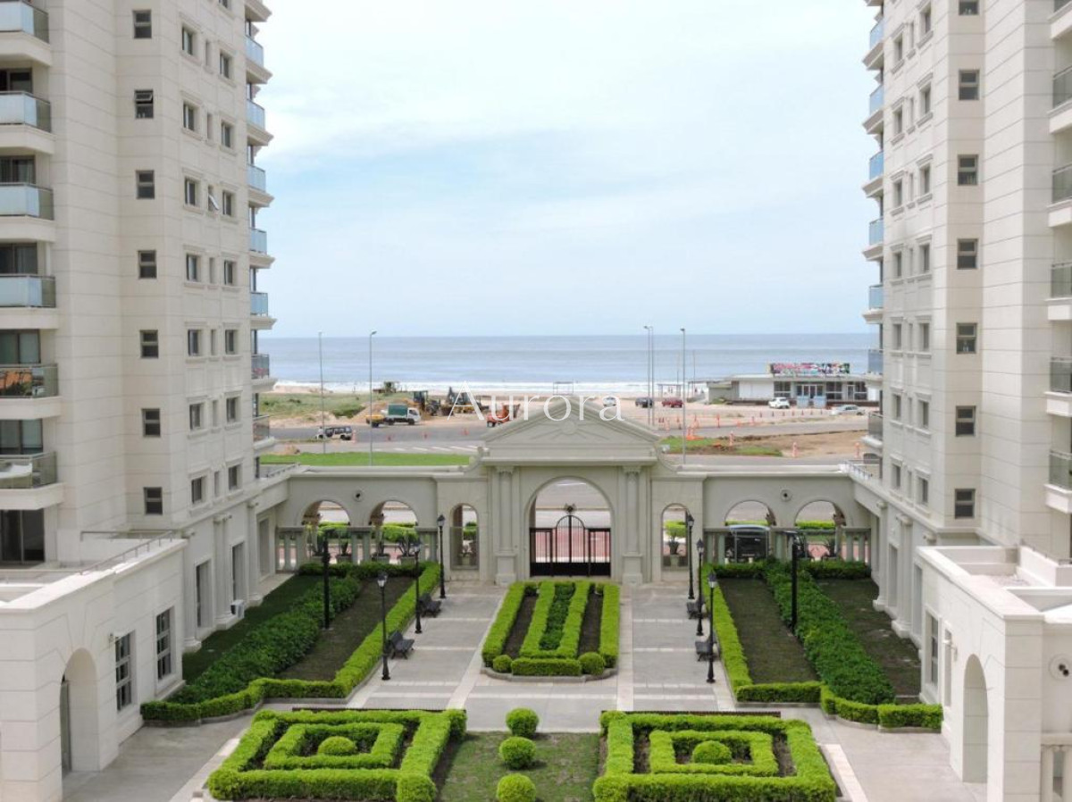 Apartamento ID.434 - Apartamento en Imperiale venta en Playa Brava, Punta del Este frente al mar