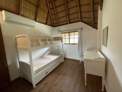 chalet a 100 metros del mar en alquiler - agp6284c