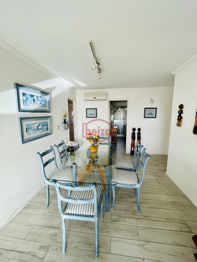 Apartamento ID.166379/Espectacular-departamento-en-Playa-Mansa-de-3-dormitorios-frente-al-mar! - Brava ,A una cuadra de la Brava  3 dormit