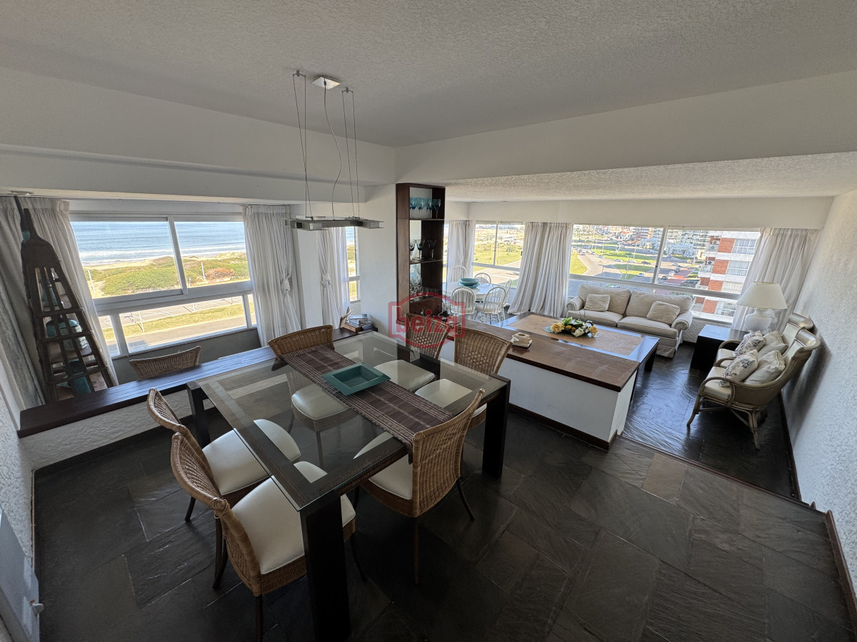 Apartamento ID.165200/Hermoso-apartamento - Primera linea al mar