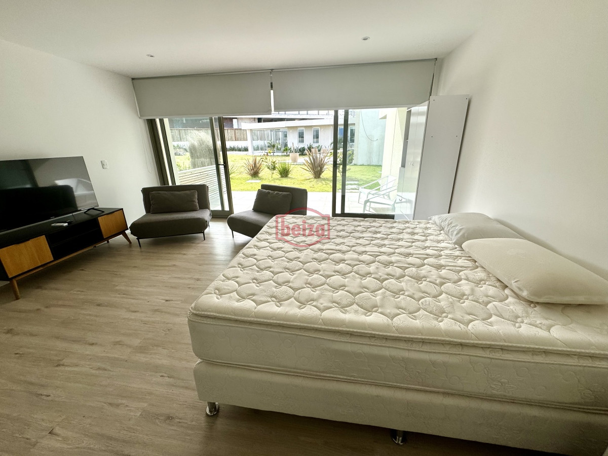 Apartamento ID.166384/Atlantico-Punta-Del-Este - Monoambiente Premium en complejo a pasas de la playa