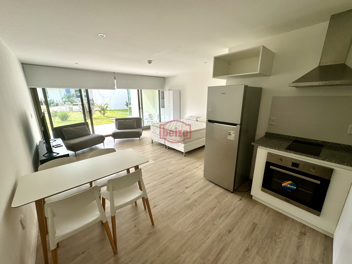 Apartamento ID.166384/Atlantico-Punta-Del-Este - Monoambiente Premium en complejo a pasas de la playa