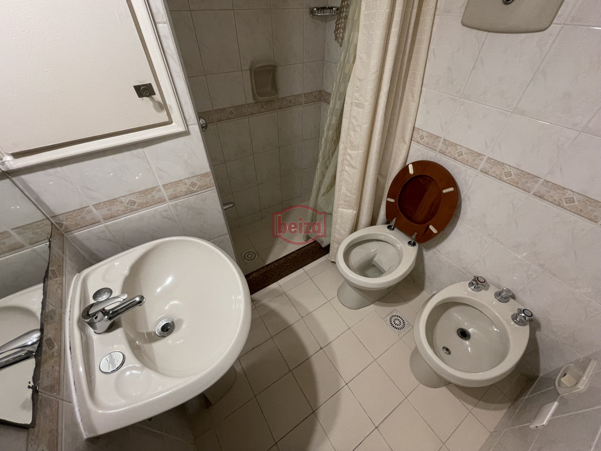 Apartamento ID.165110/Venta-dos-dormitorios-en-Peninsula*- - Apartamento en venta en torre con servicios