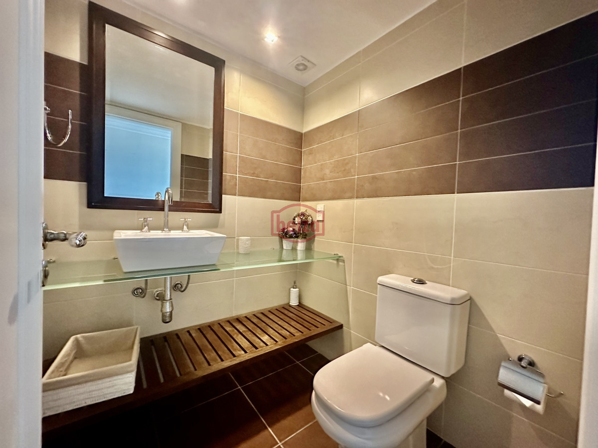 Apartamento ID.164740/brava-parada-31 - Excelente apartamento en torre de primera categoría