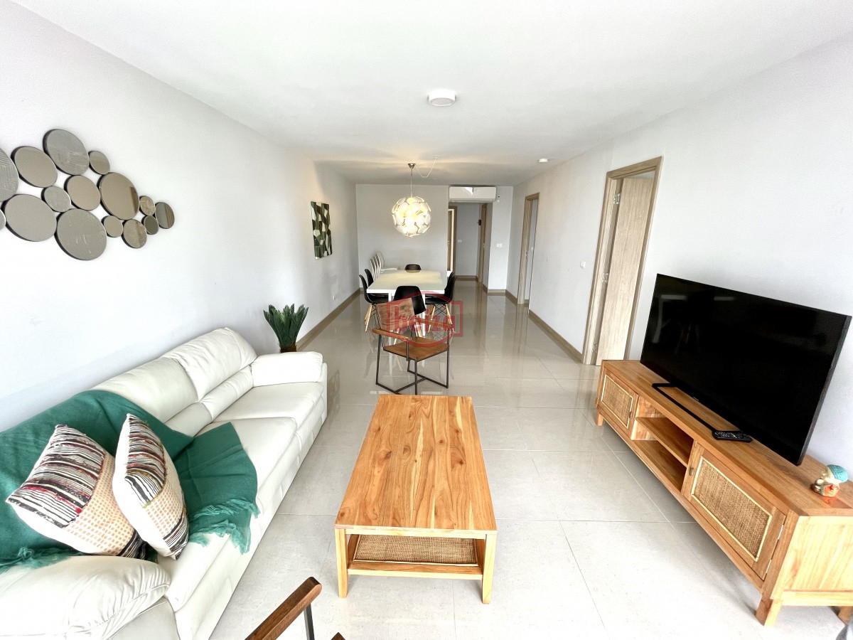 Apartamento ID.164376/Apartamento-en-Peninsula,-2-dormitorios-* - Excelente propiedad muy bien ubicada,amplias comodidades,pileta climatizada.-