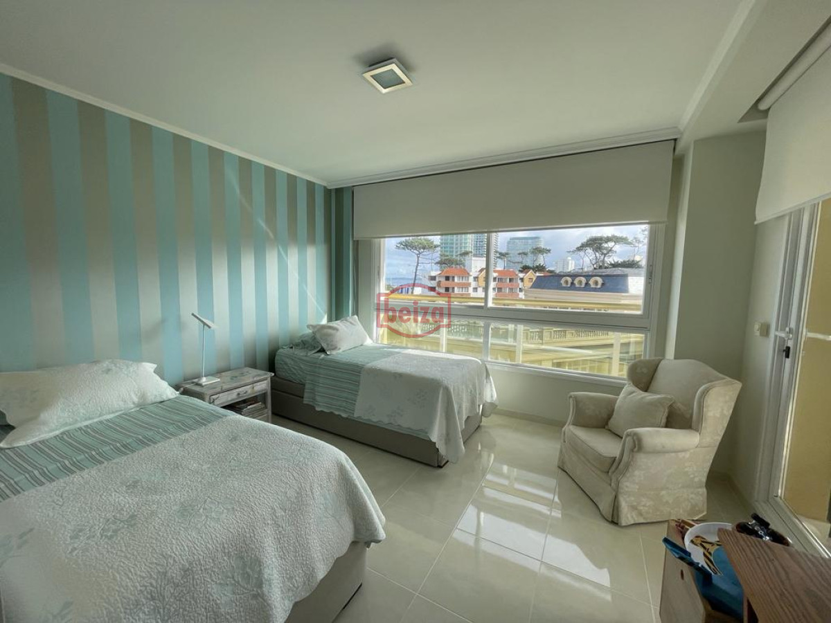 Apartamento ID.164384/Gran-oportunidad-de-departamento-en-linda-zona - Apartamento en venta 