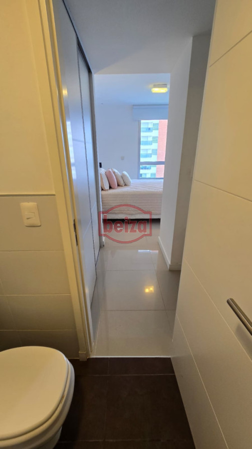Apartamento ID.164741/Excelente-apartamento-en-torre-de-primera-categoría - A metros de la Brava