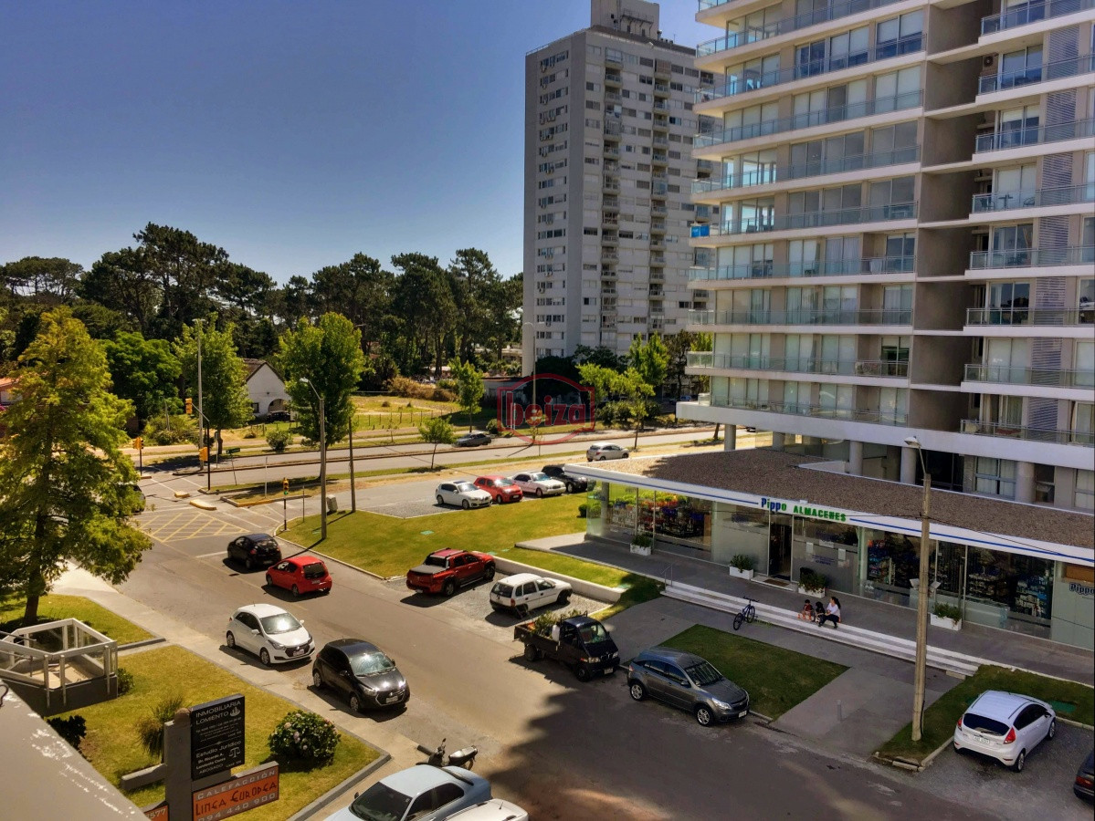 Apartamento ID.166305/zona-shopping-punta - Muy lindo apartamento para vacaciones o vivir todo el año