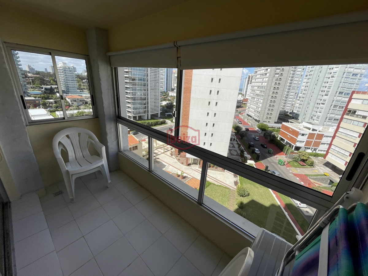 Apartamento ID.165110/Venta-dos-dormitorios-en-Peninsula*- - Apartamento en venta en torre con servicios