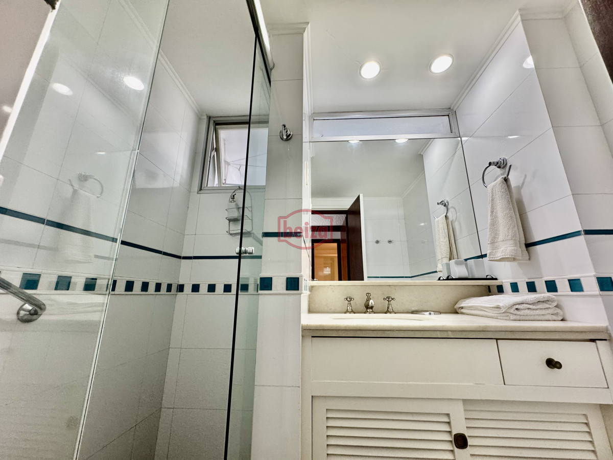 Apartamento ID.165200/Hermoso-apartamento - Primera linea al mar