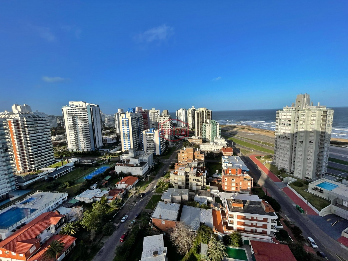 Apartamento ID.165830/mansa-venta-dos-dormitorios-dos-baños-amenities - Hermoso apartamento en torre de primer nivel