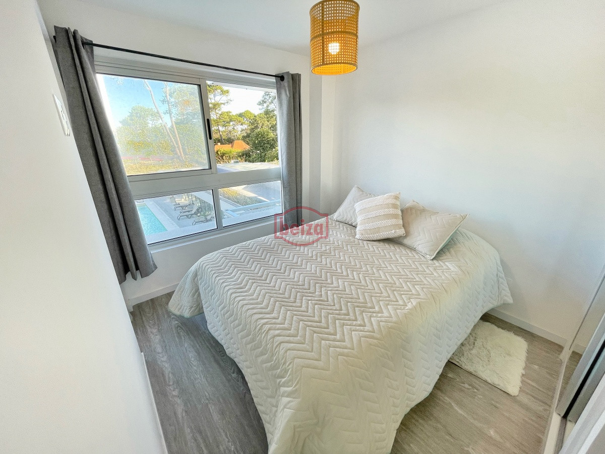 Apartamento ID.165994/Apartamentos-en-Alquiler--Beiza-Propiedades - Alquiler anual con excelentes amenities y garage para 2 personas