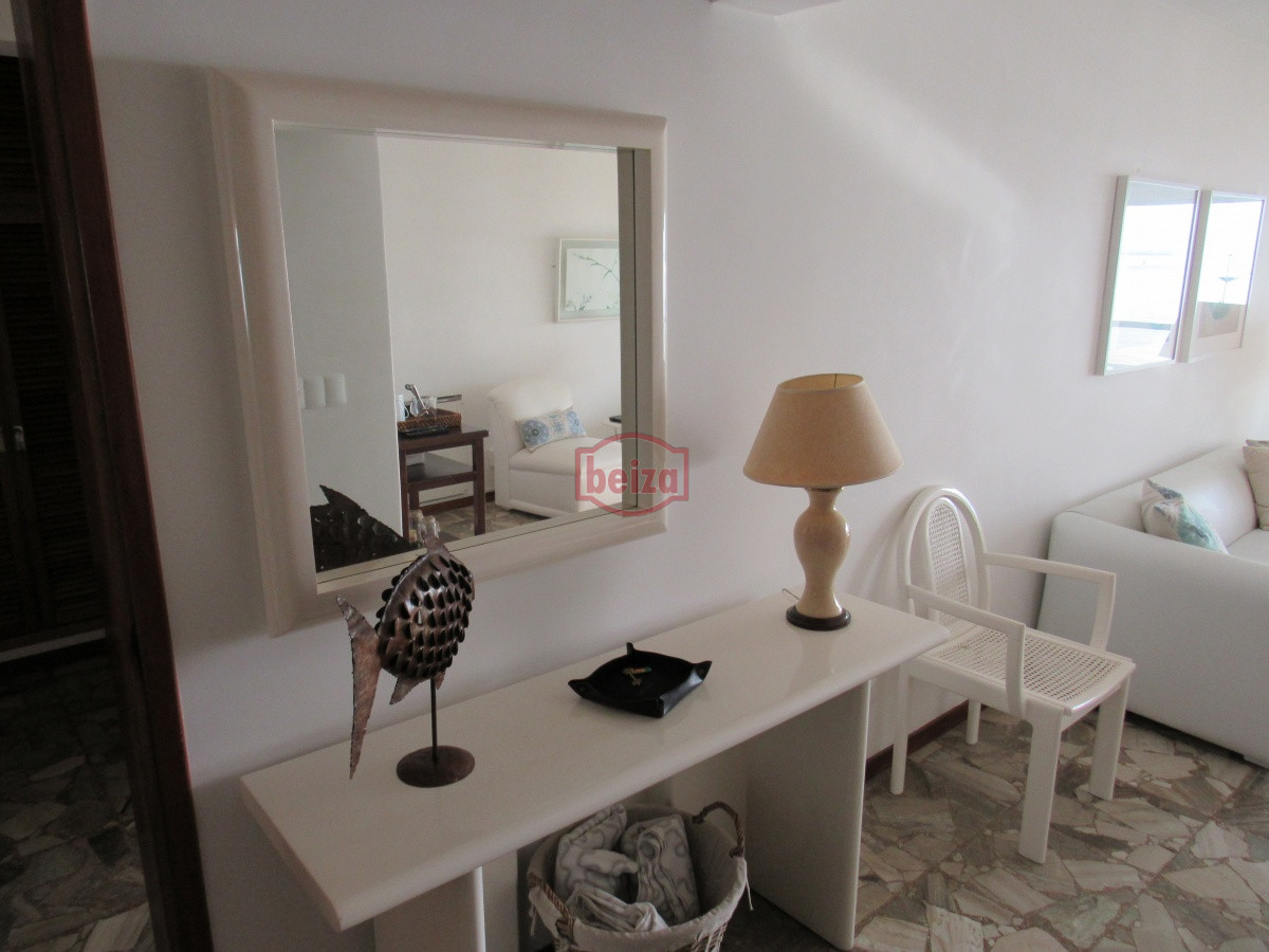 Apartamento ID.164375/ALQUILA-APARTAMENTO-2-DORMITORIOS-,-2-BAÑOS - Apartamento en Playa Mansa de Punta del Este