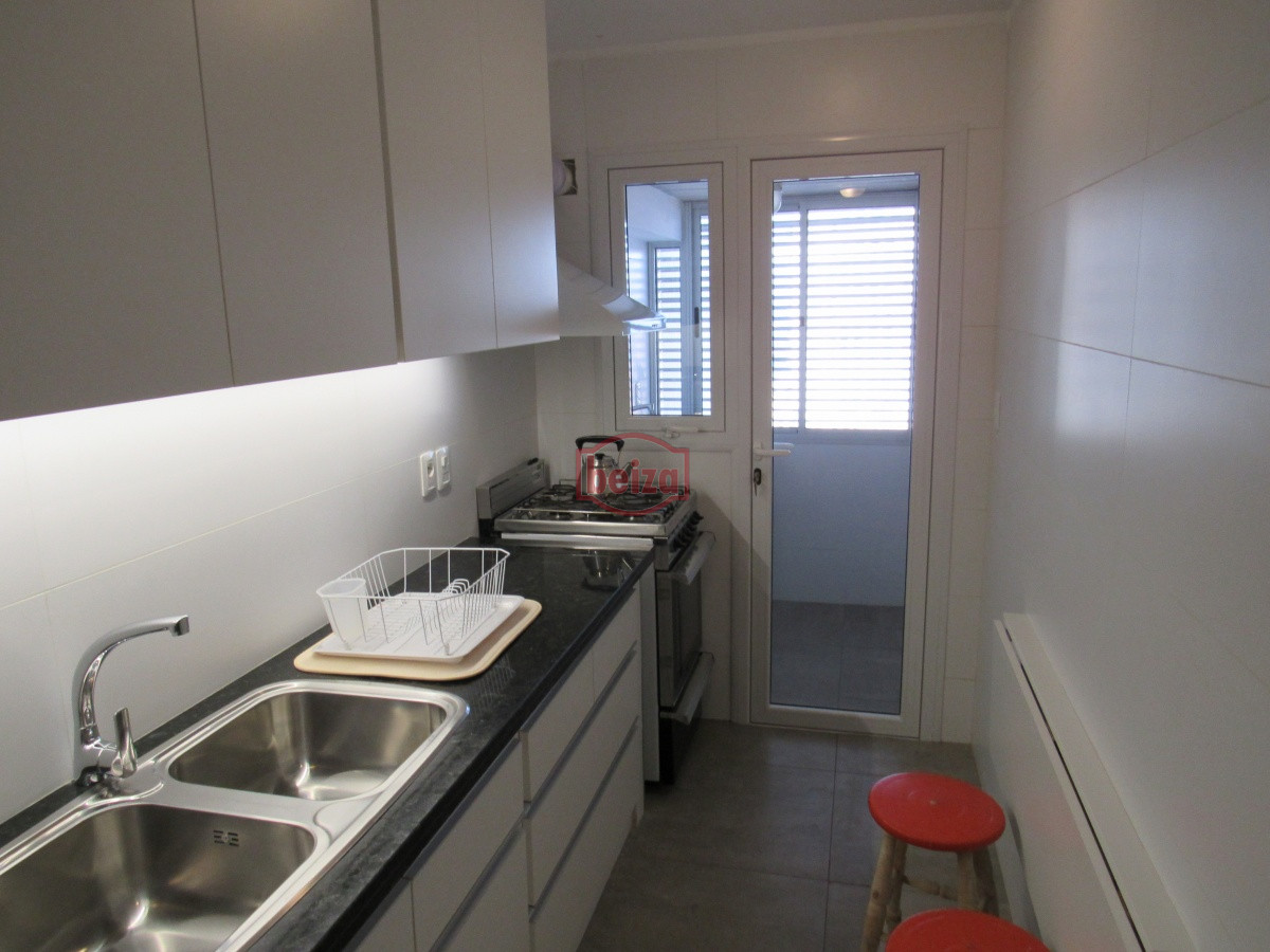 Apartamento ID.164375/ALQUILA-APARTAMENTO-2-DORMITORIOS-,-2-BAÑOS - Apartamento en Playa Mansa de Punta del Este