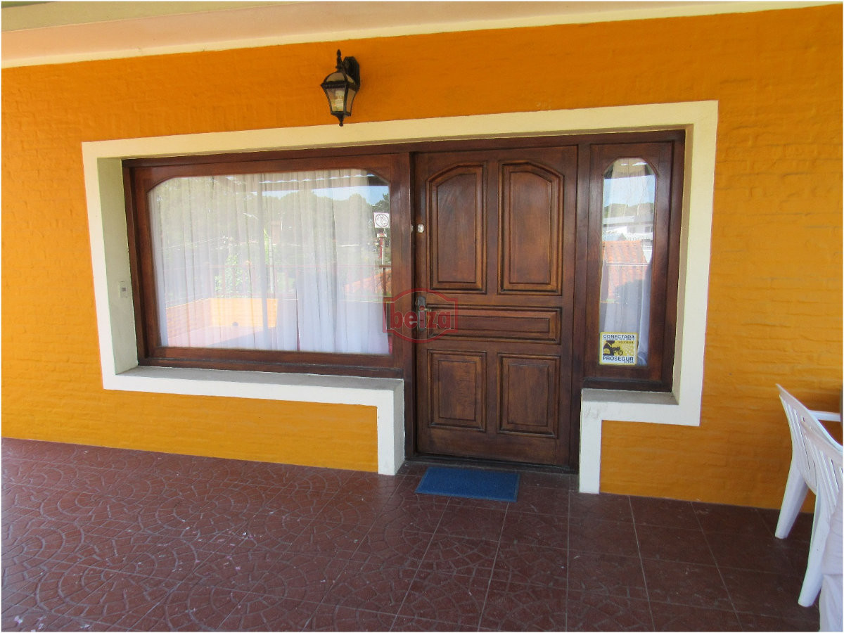 Casa ID.164359/Chalet-de-6-dormitorios-en-pda-10-de-playa-mansa - Casa en Punta del Este, Roosevelt