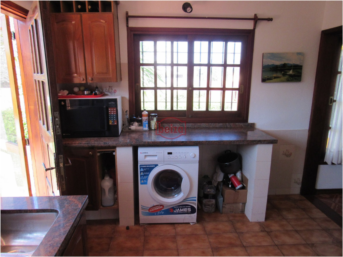 Casa ID.164359/Chalet-de-6-dormitorios-en-pda-10-de-playa-mansa - Casa en Punta del Este, Roosevelt