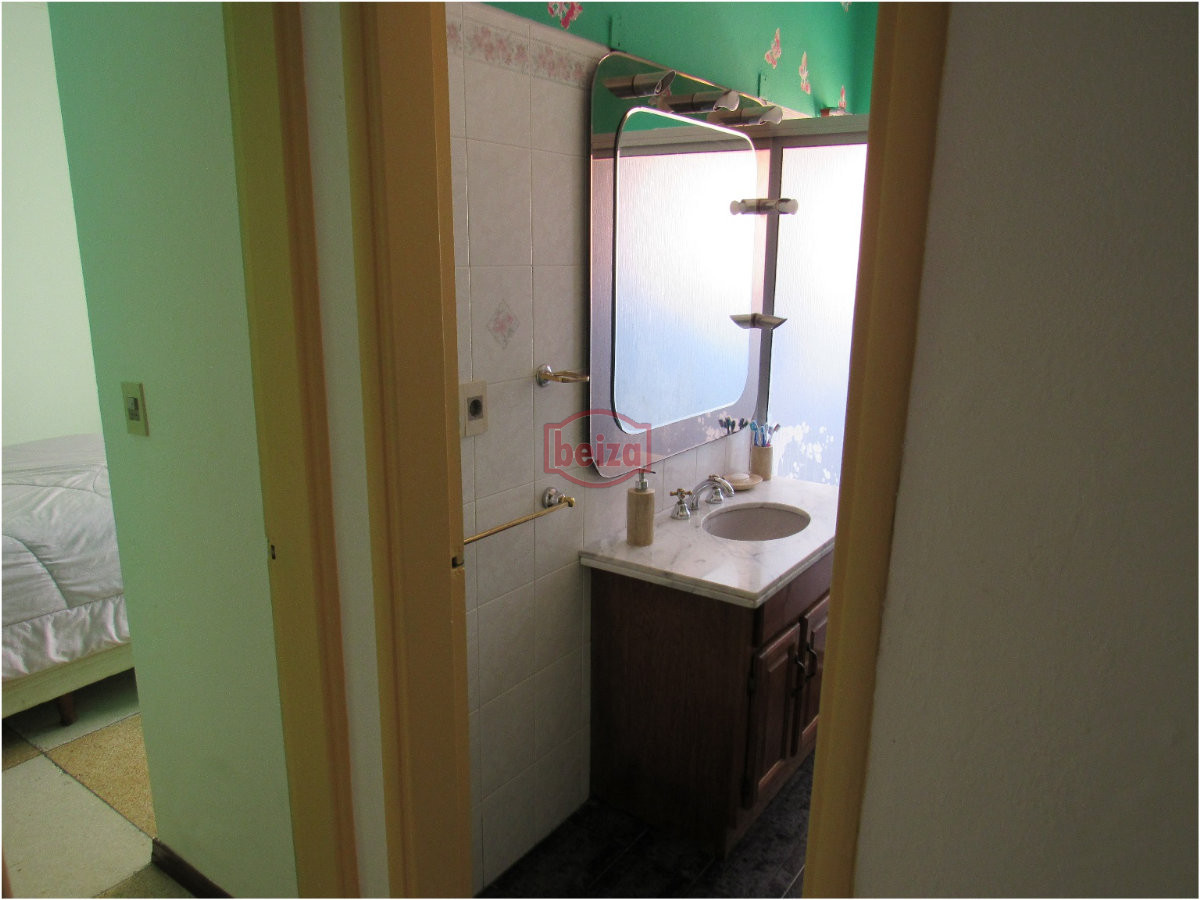 Casa ID.164359/Chalet-de-6-dormitorios-en-pda-10-de-playa-mansa - Casa en Punta del Este, Roosevelt
