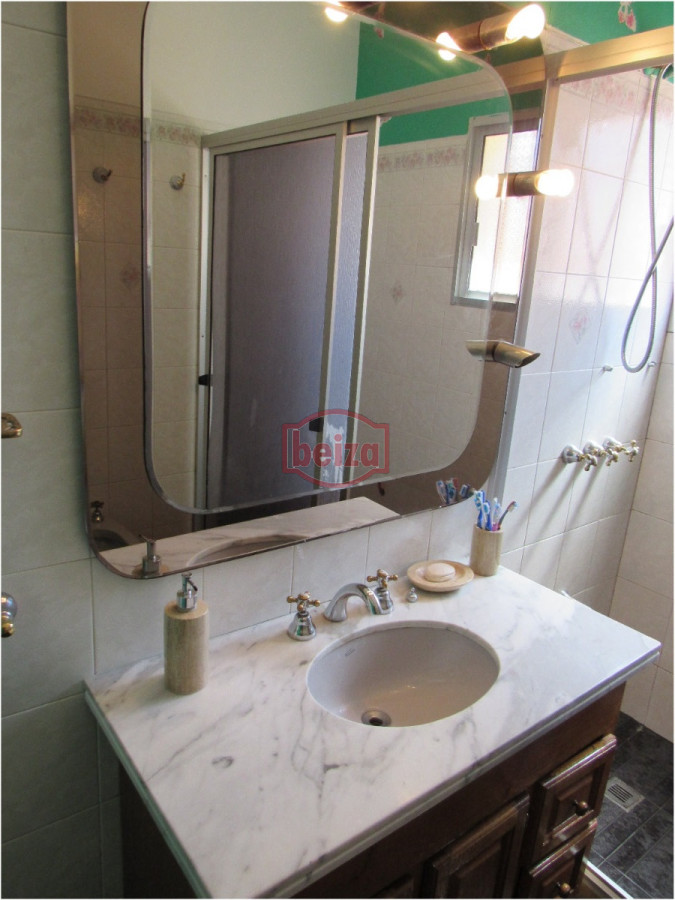 Casa ID.164359/Chalet-de-6-dormitorios-en-pda-10-de-playa-mansa - Casa en Punta del Este, Roosevelt