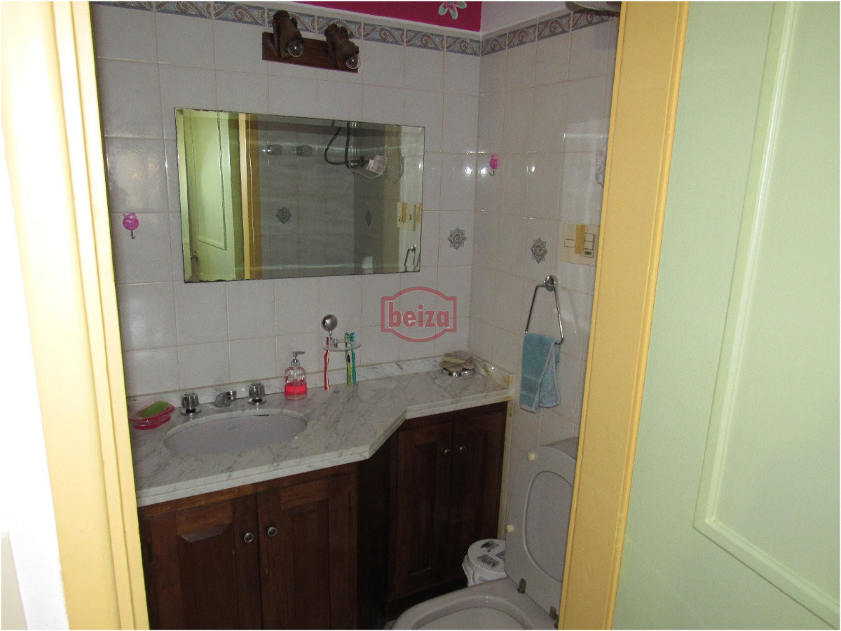 Casa ID.164359/Chalet-de-6-dormitorios-en-pda-10-de-playa-mansa - Casa en Punta del Este, Roosevelt