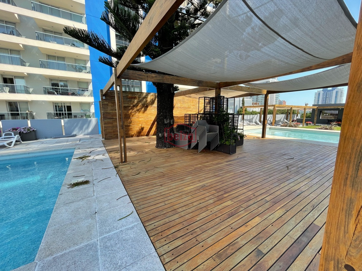 Apartamento ID.164741/Excelente-apartamento-en-torre-de-primera-categoría - A metros de la Brava