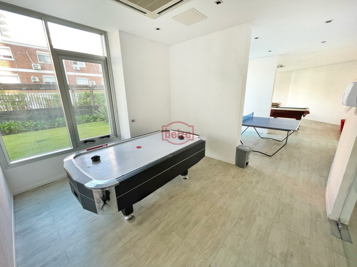 Apartamento ID.164741/Excelente-apartamento-en-torre-de-primera-categoría - A metros de la Brava