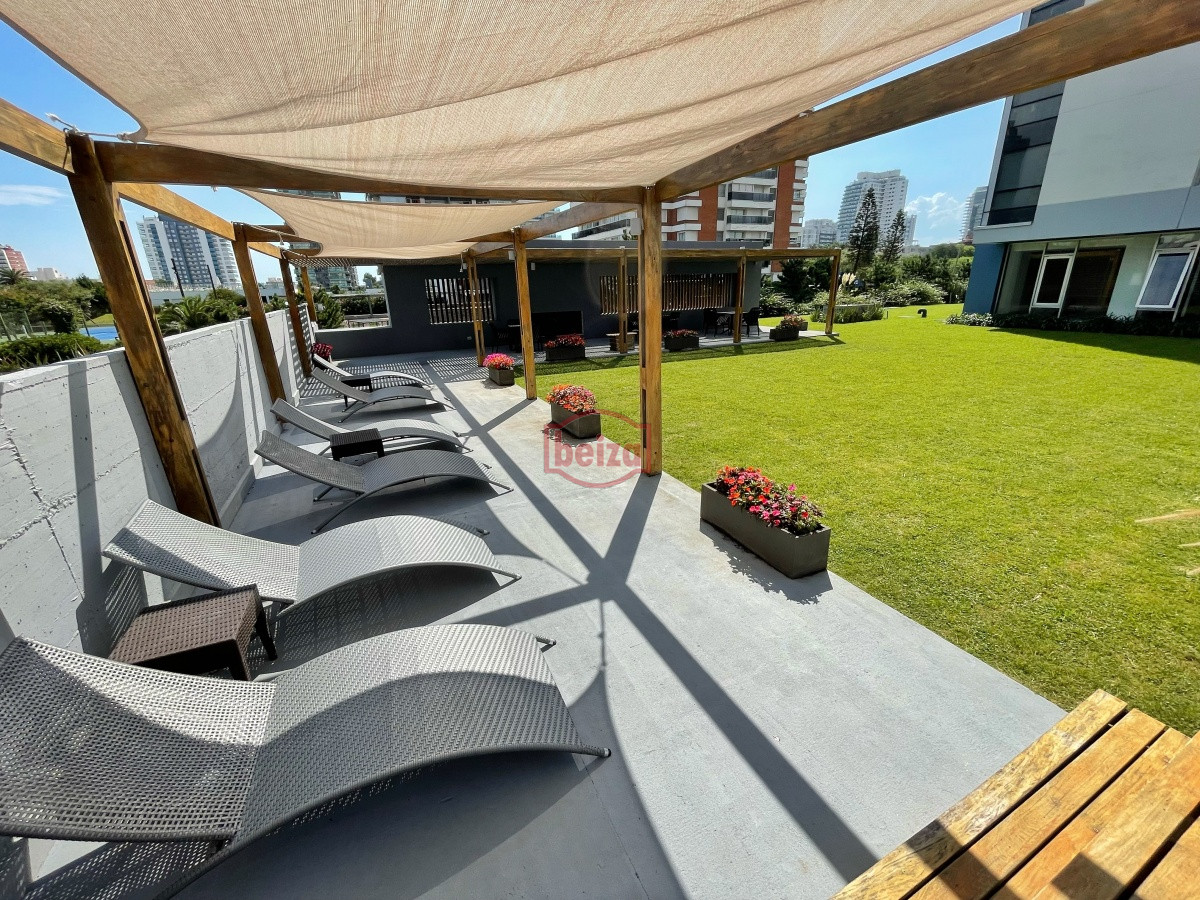 Apartamento ID.164741/Excelente-apartamento-en-torre-de-primera-categoría - A metros de la Brava