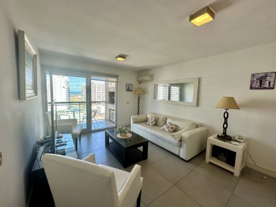 Apartamento de 2 dormitorios 2 baños con parrillero propio