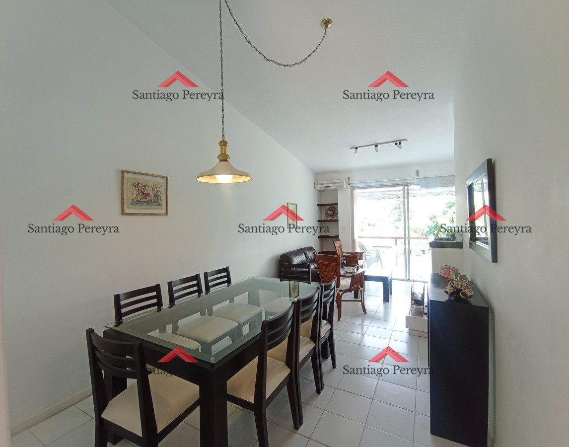 Apartamento ID.14822 - Apartamento de 2 dormitorios con parrillero propio, primer piso por escalera, financiación!!
