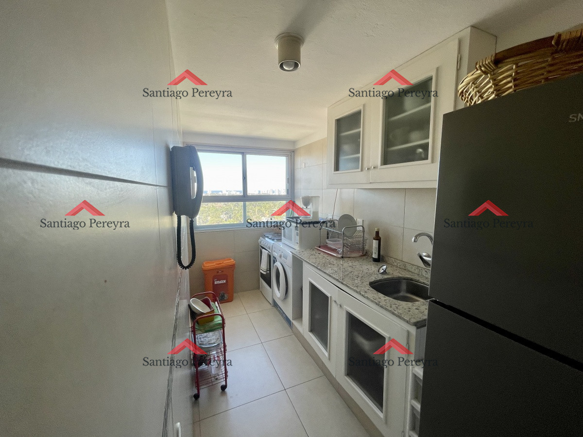 Apartamento ID.13251 - Apartamento de 3 dormitorios 2 baños en excelente ubicación - vende en exclusividad