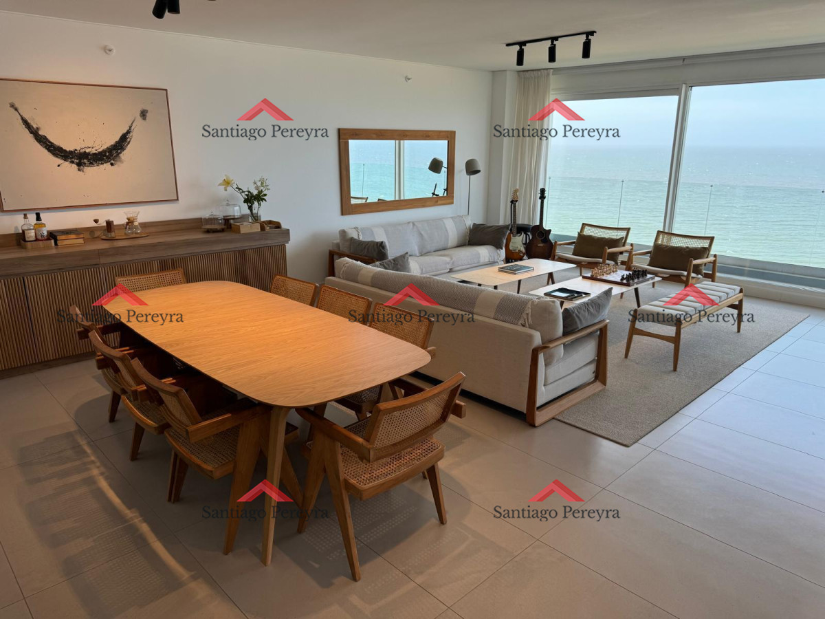 Apartamento ID.15752 - Apartamento de 3 dormitorios en torre de Categoria frente al mar 