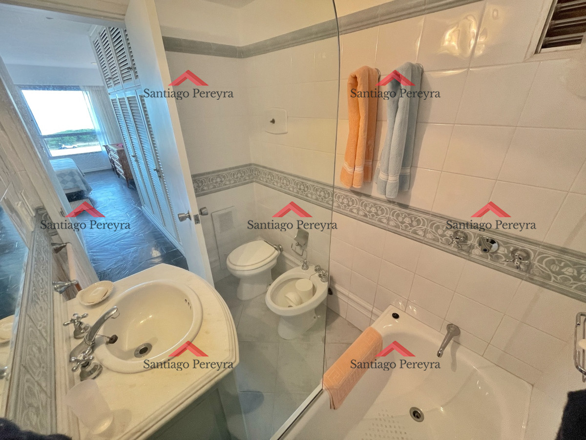 Apartamento ID.395 - Apartamento 2 dormitorios primera linea!!