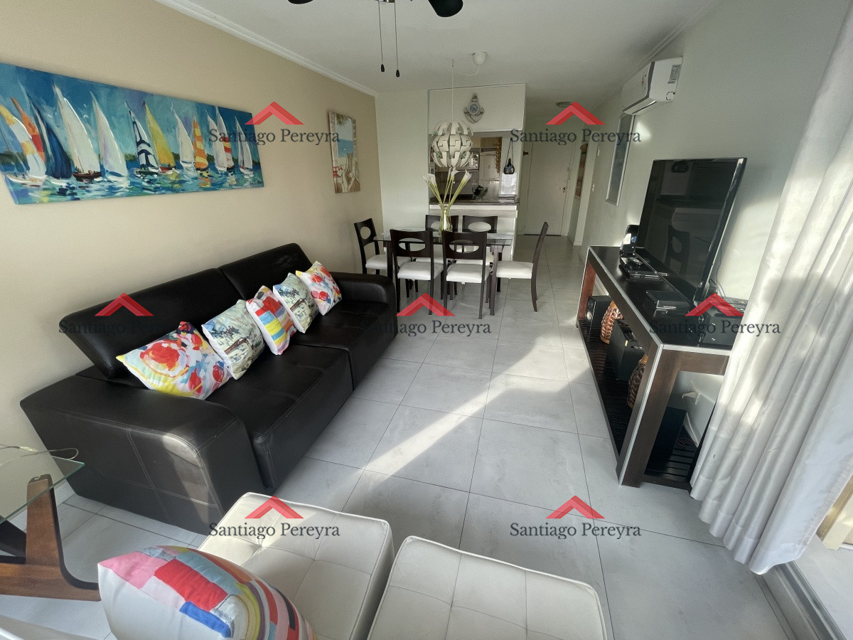 Apartamento ID.1745 - Muy lindo apartamento a dos cuadras de la Brava y a tres de la Mansa