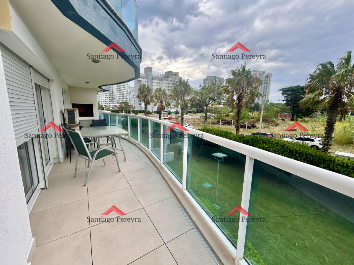 Apartamento ID.16904 - APARTAMENTO EN VENTA 3 DORMITORIOS - TERRAZA CON PARRILLERO