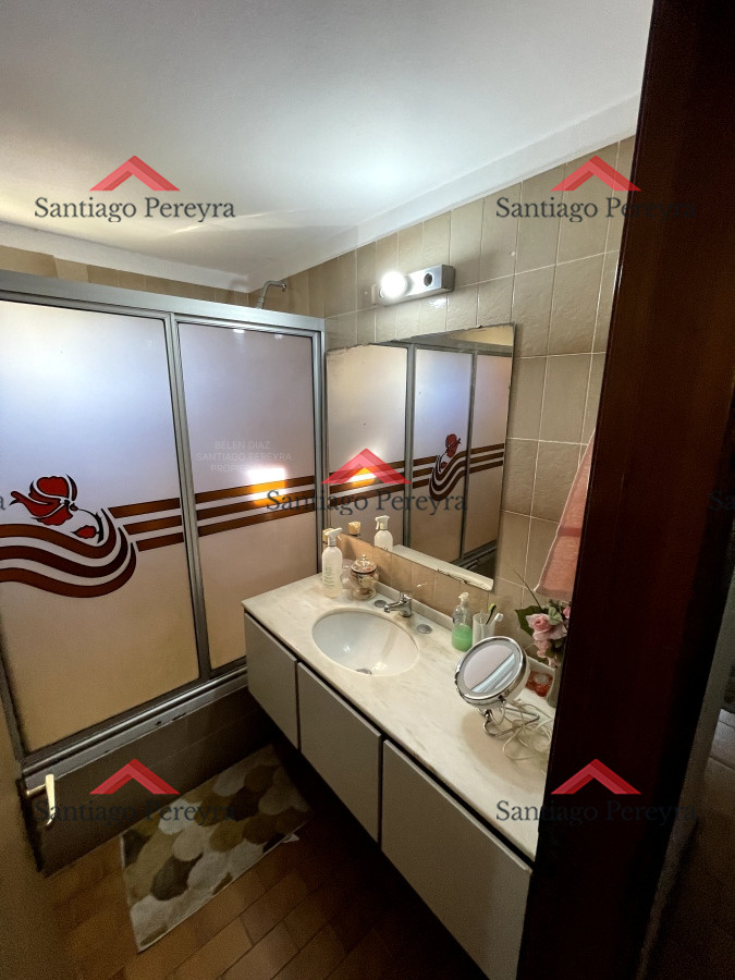 Apartamento ID.15154 - Apartamento 2 dormitorios y 2 baños + dependencia de servicio 