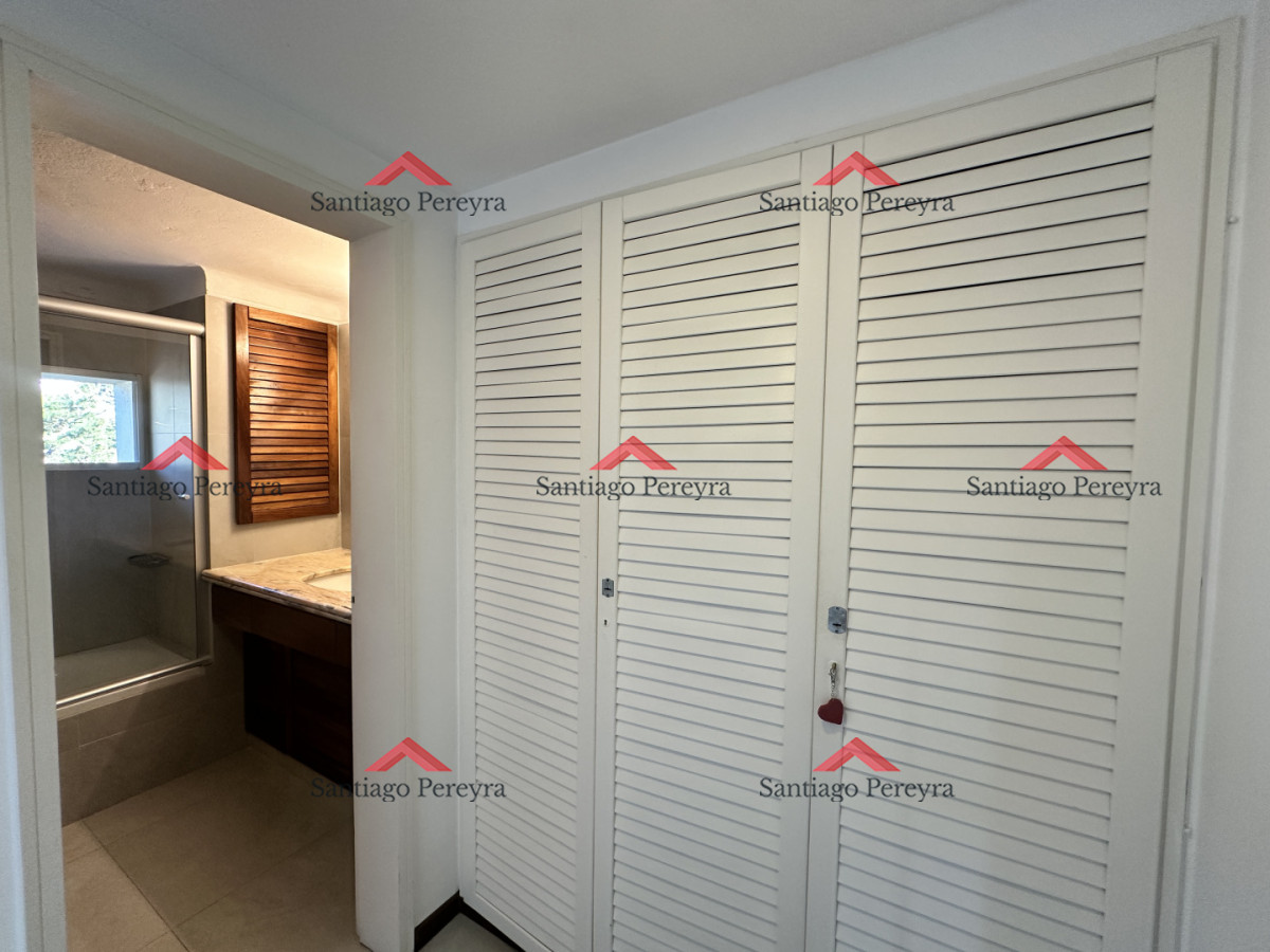 Apartamento ID.17135 - Apartamento en venta de dos dormitorios con garaje listo para entrar