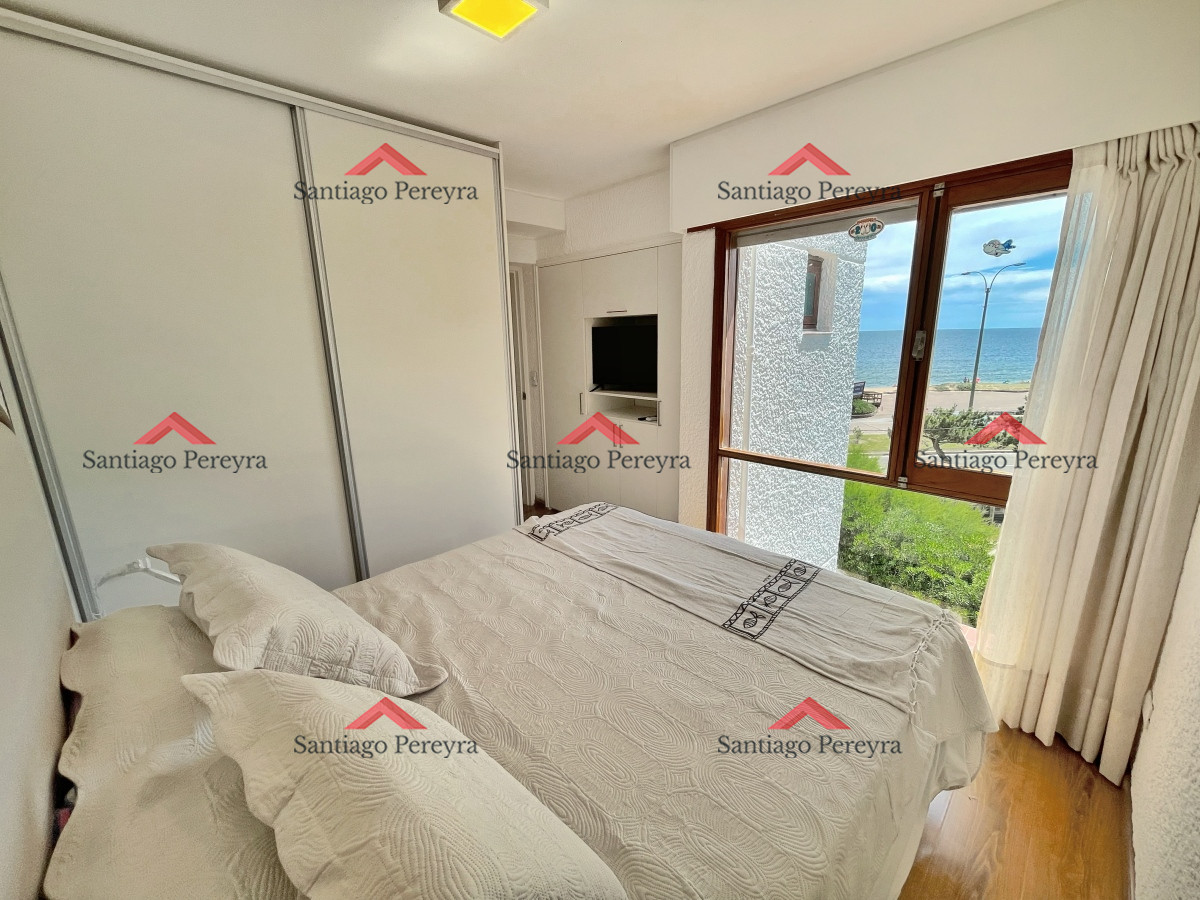 Apartamento ID.14459 - Primera linea Playa Mansa, 2 dormitorios 